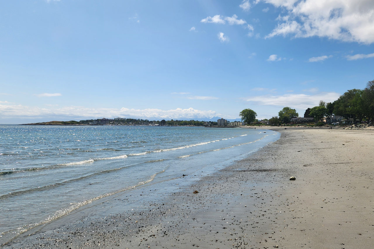 Victoria BC coastline and beach scenery on Vancouver Island